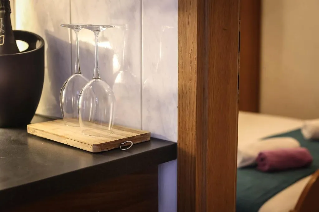 Room, Palac, Split