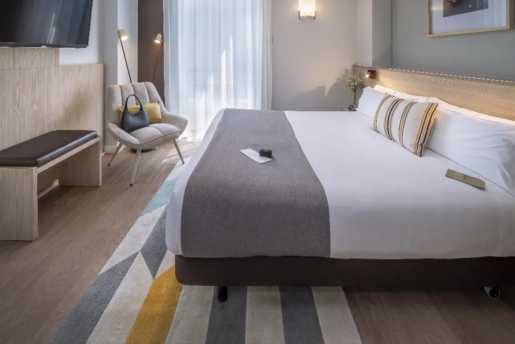 Double or Twin WITH BALCONY WITH VIEWS Room, Serhs Rivoli Rambla, Barcelona