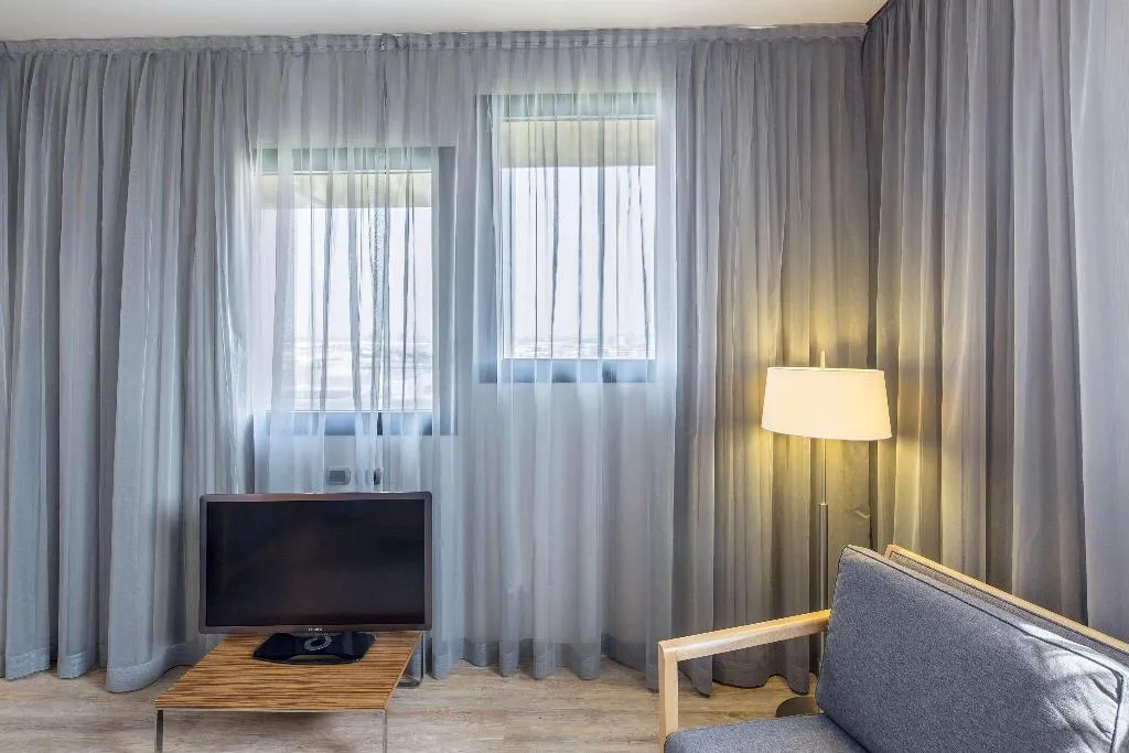 Room, NH Milano Fiera, Milan