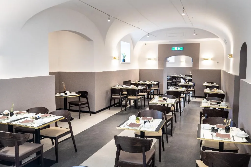Restaurant, The Cross, Rome