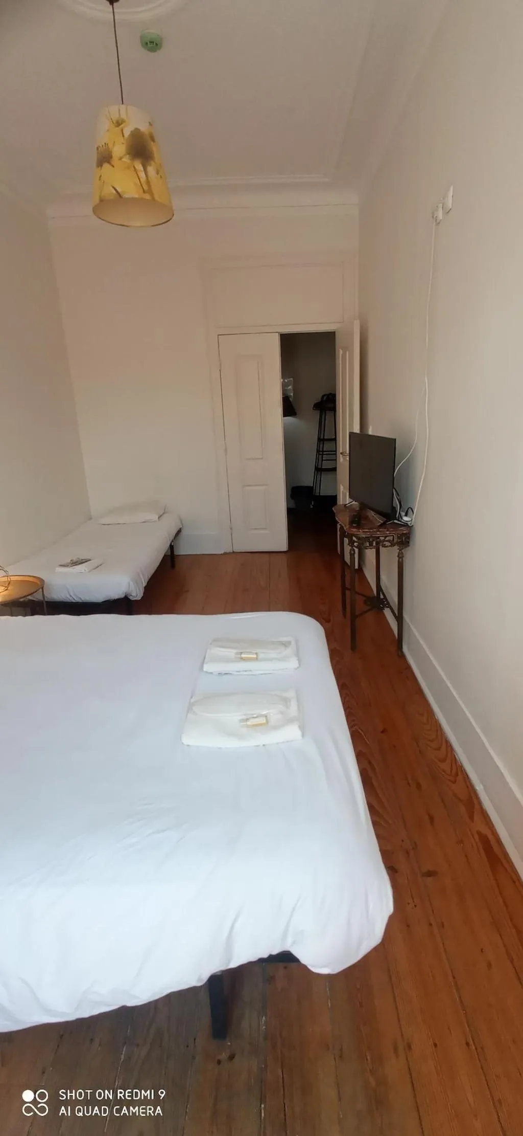 Room, Happy @ Chiado, Lisbon