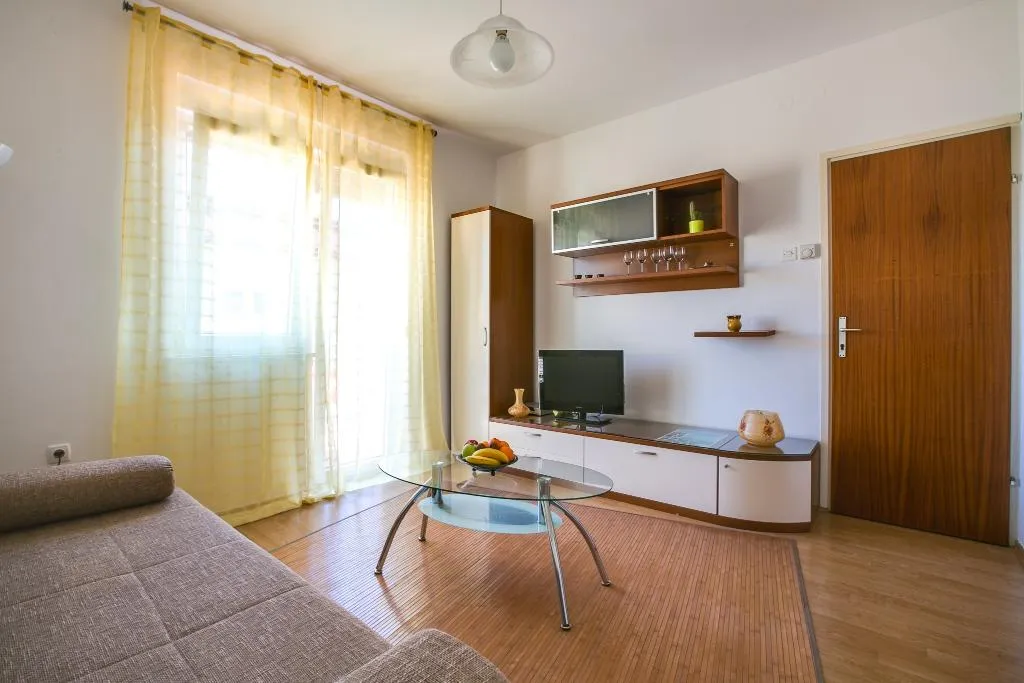 APARTMENT CAPACITY 5 Room, Apartments Petar, Istria