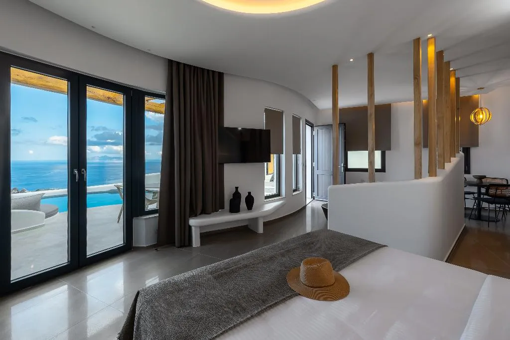 VILLA DELUXE ONE BED Room, Secret Path Luxury Villas, Santorini