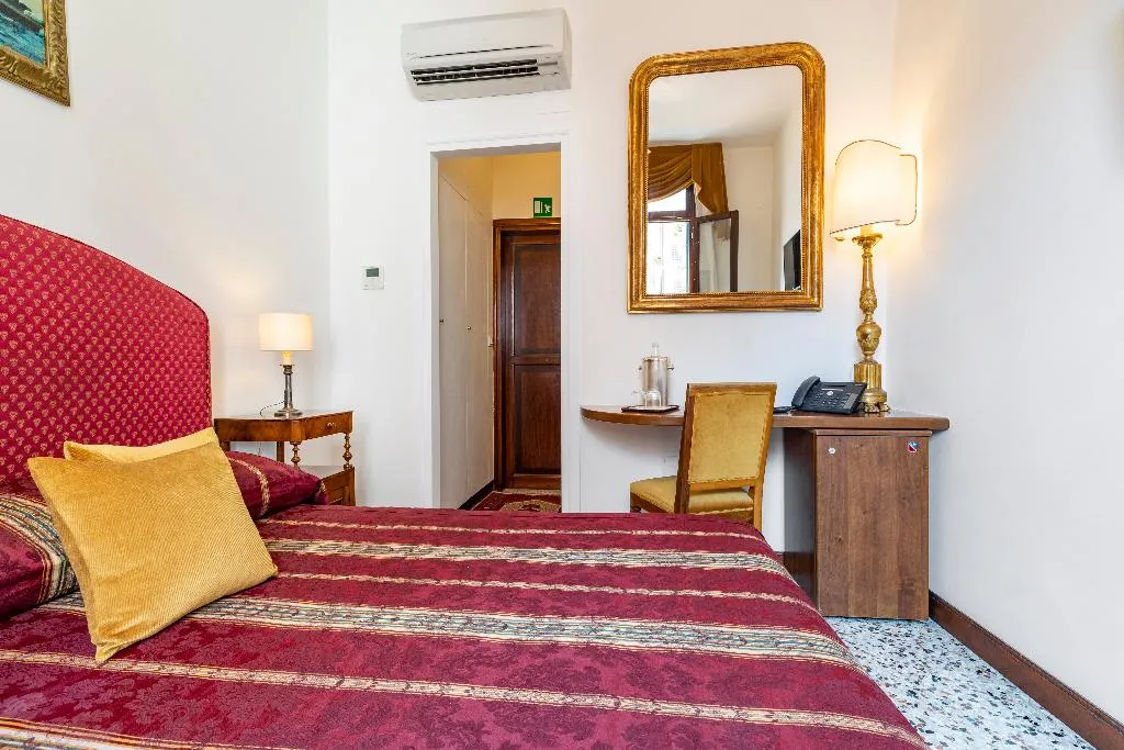 DOUBLE ECONOMY Room, Palazzo Schiavoni Residenza d'Epoca, Venice
