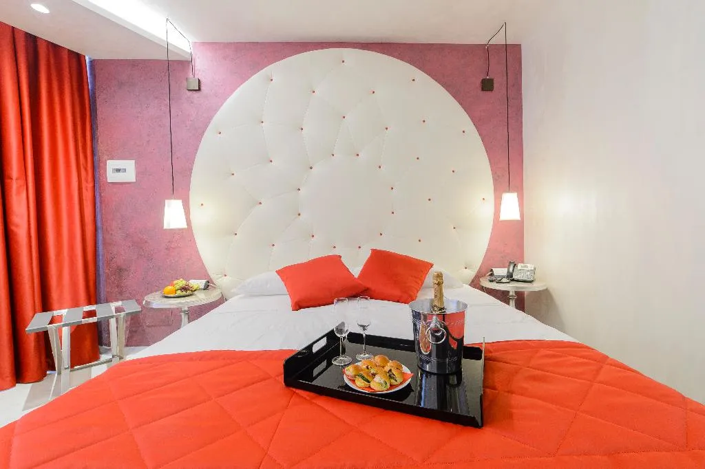 JUNIOR SUITE STANDARD Room, Vespasiano, Rome