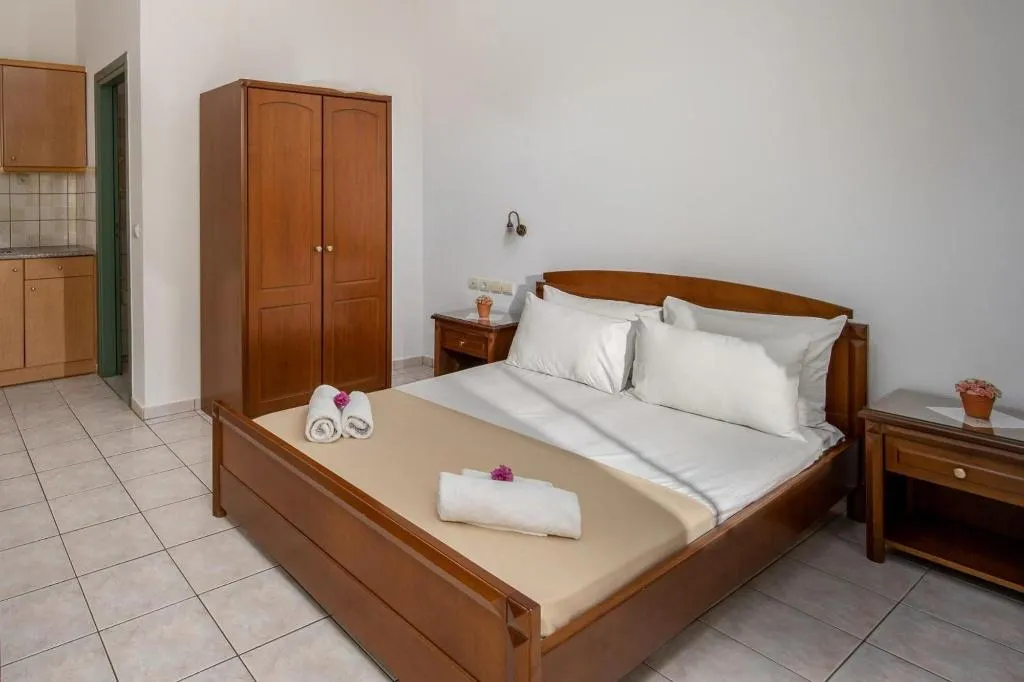 Room, Astir Studios, Crete