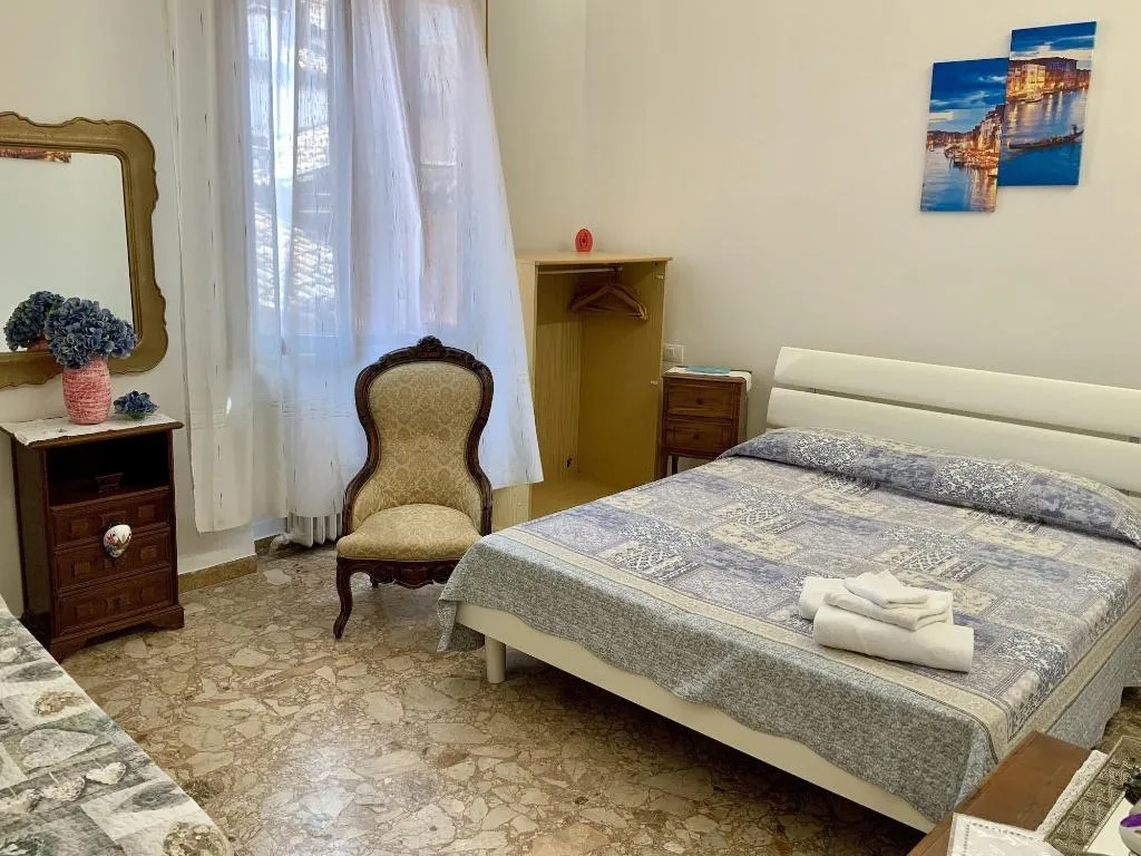 Room, Venice Martina S Home, Venice