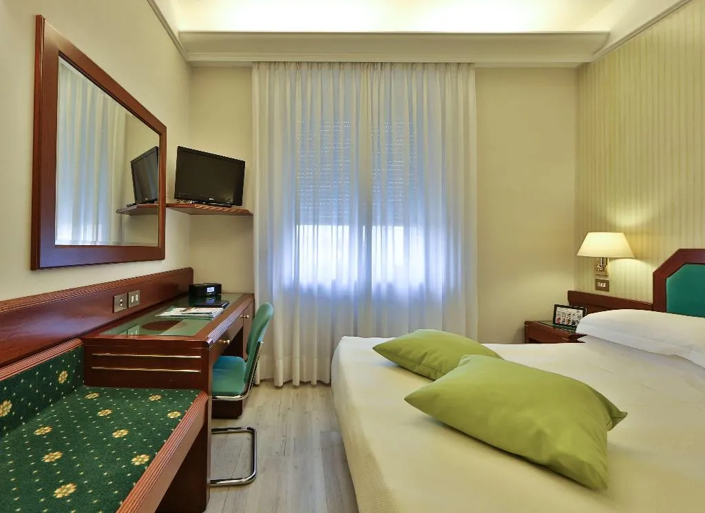 Room, Astoria Sure Hotel Collection by Best Western, Milan