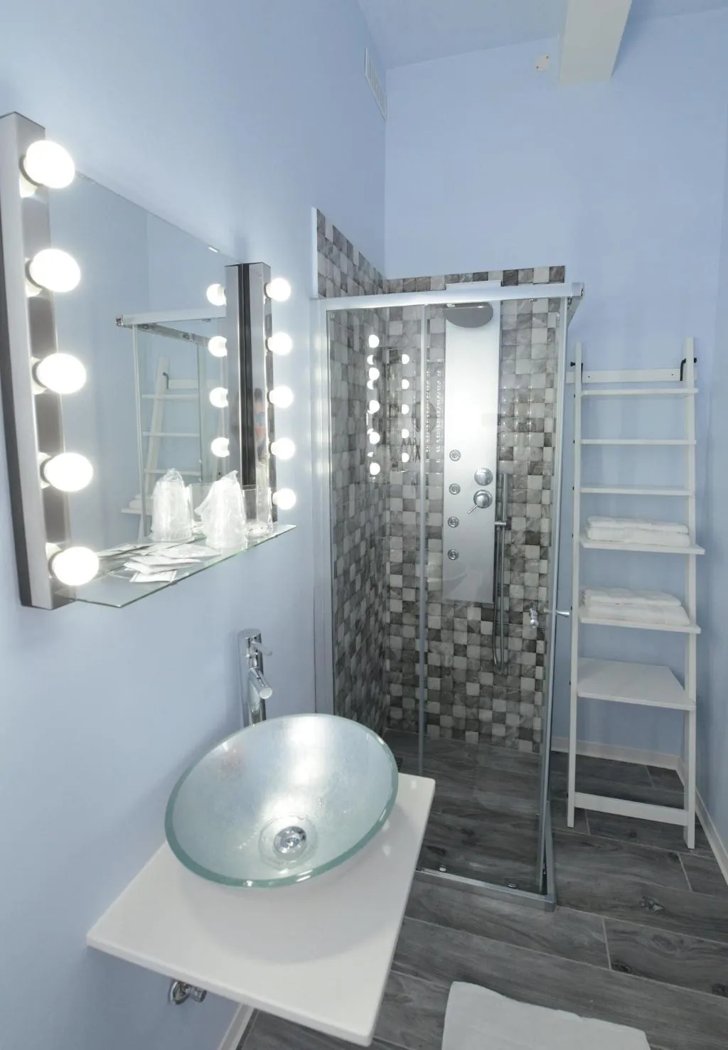 Room, Paulos Valletta, Malta