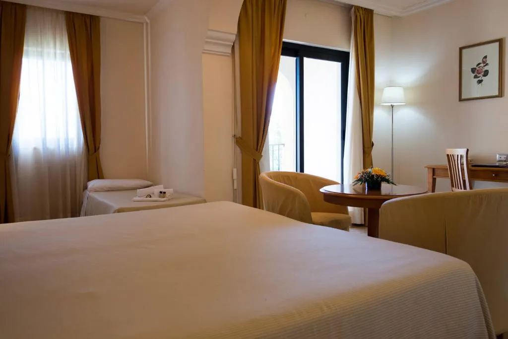 QUADRUPLE STANDARD Room, Geovillage Olbia Sport & Convention Resort, Olbia