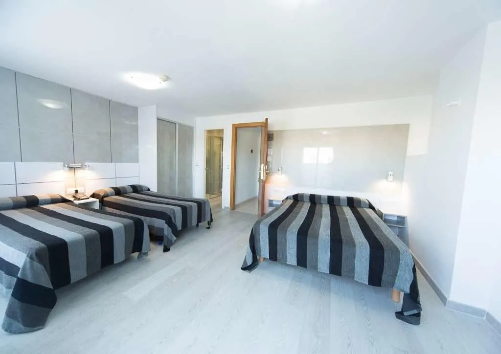 QUADRUPLE STANDARD Room, Sol Playa, Valencia