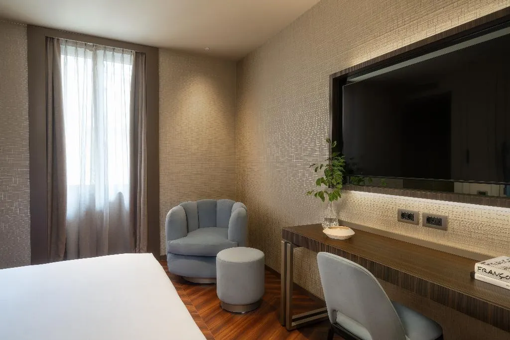 DOUBLE DELUXE EXECUTIVE Room, Worldhotel Casati 18, Milan