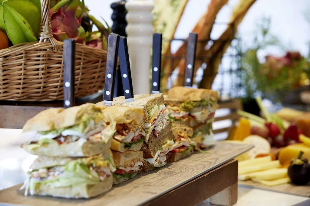 Restaurant, Media One, Dubai