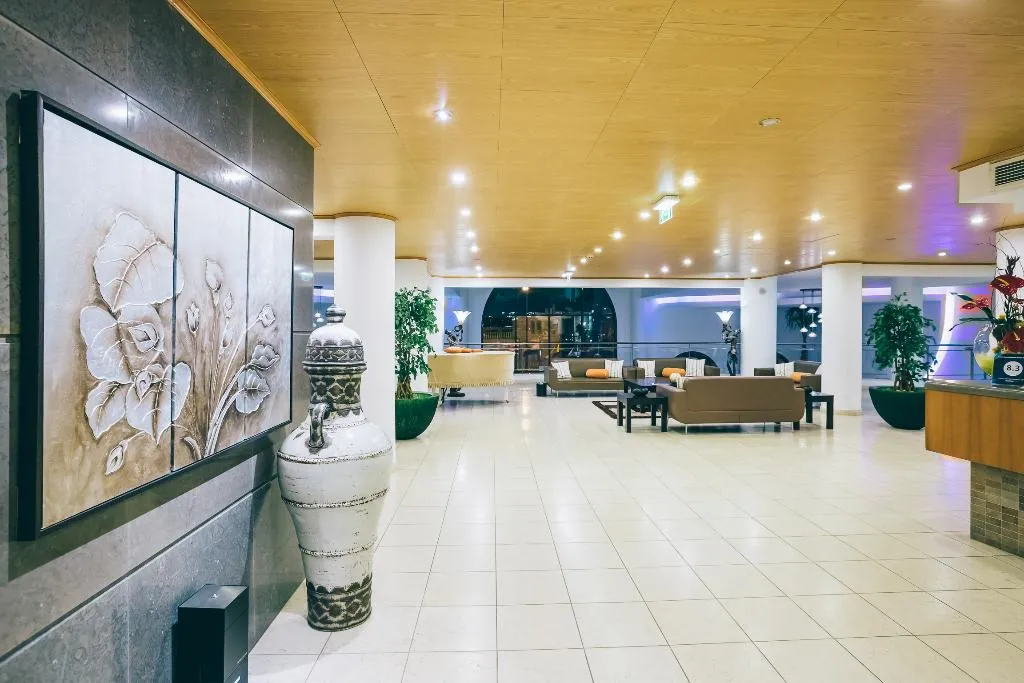 Lobby, Grand Muthu Forte Do Vale, Algarve