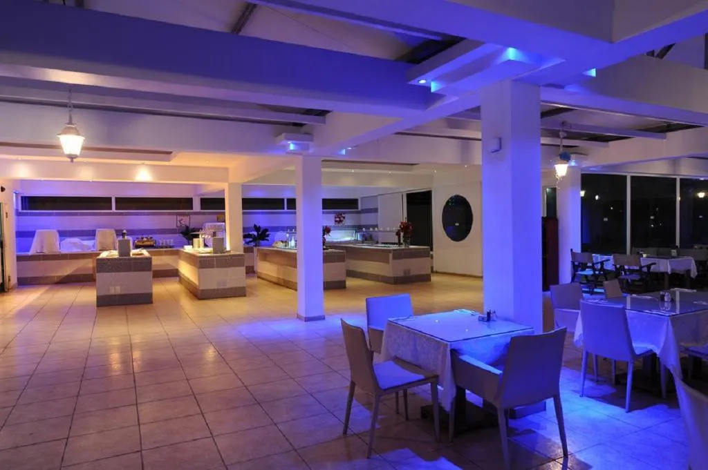 Restaurant, Piere Anne Beach Hotel, Cyprus