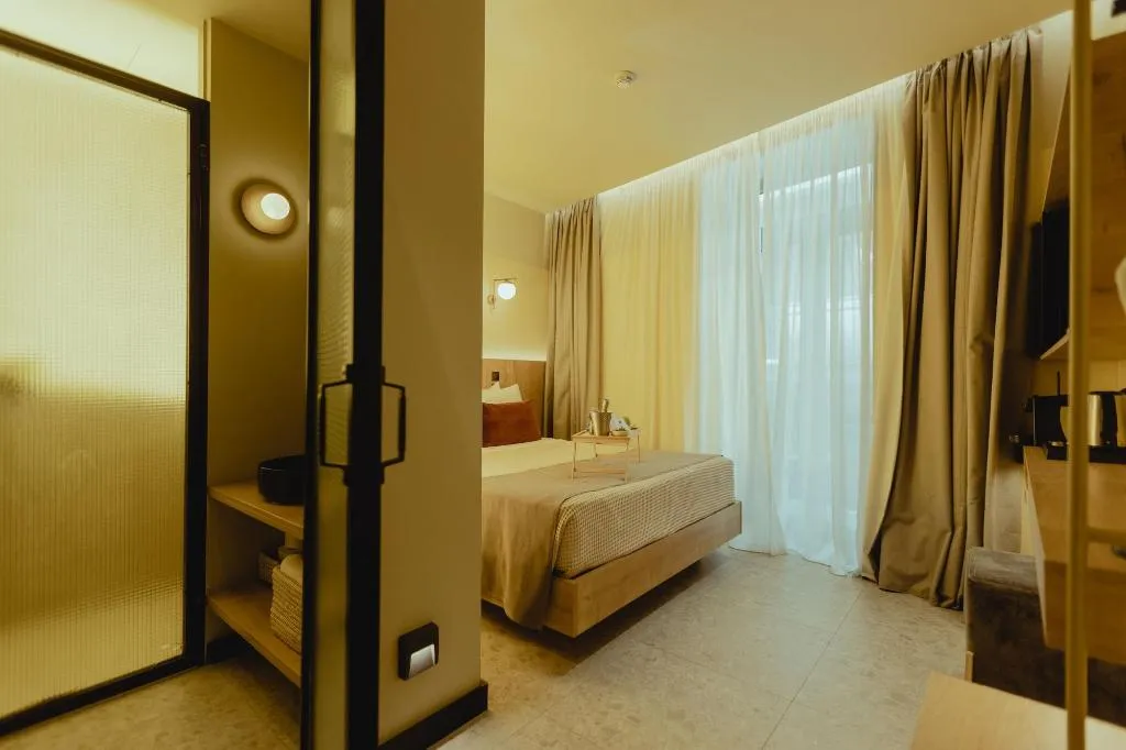 Room, Metis Uls, Athens