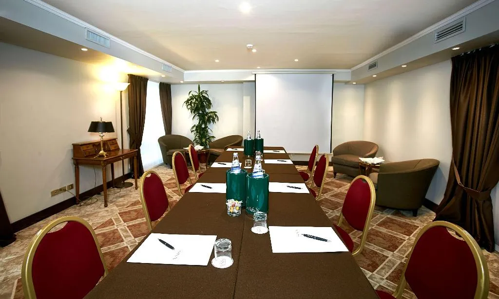 Conferences, Sina De la Ville, Milan