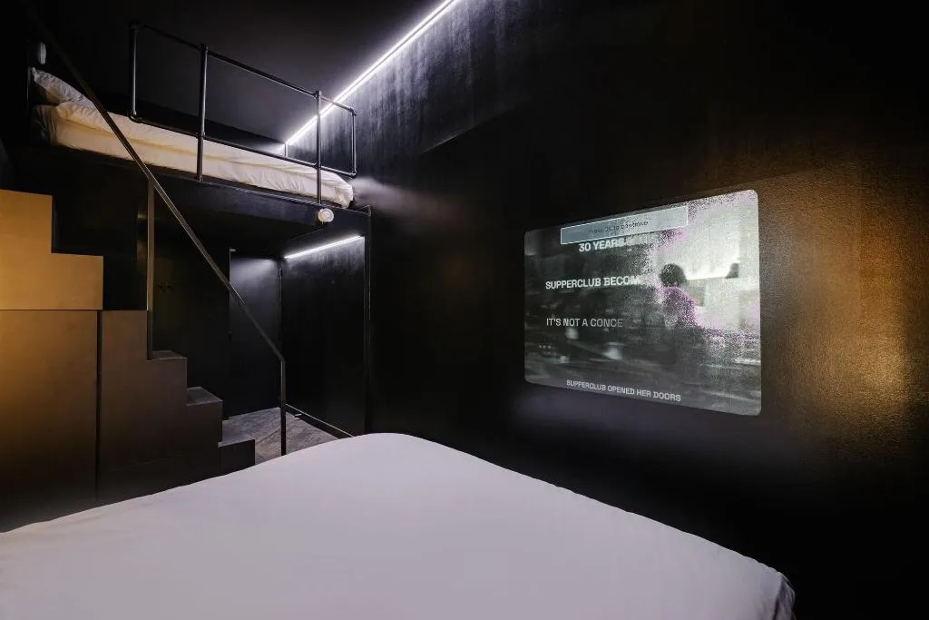 Room, Mr. Monkey Amsterdam, Amsterdam