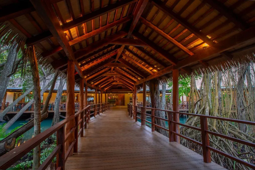 Restaurant, Sandos Caracol Nature Resort & Water Park All Incl, Playa Del Carmen
