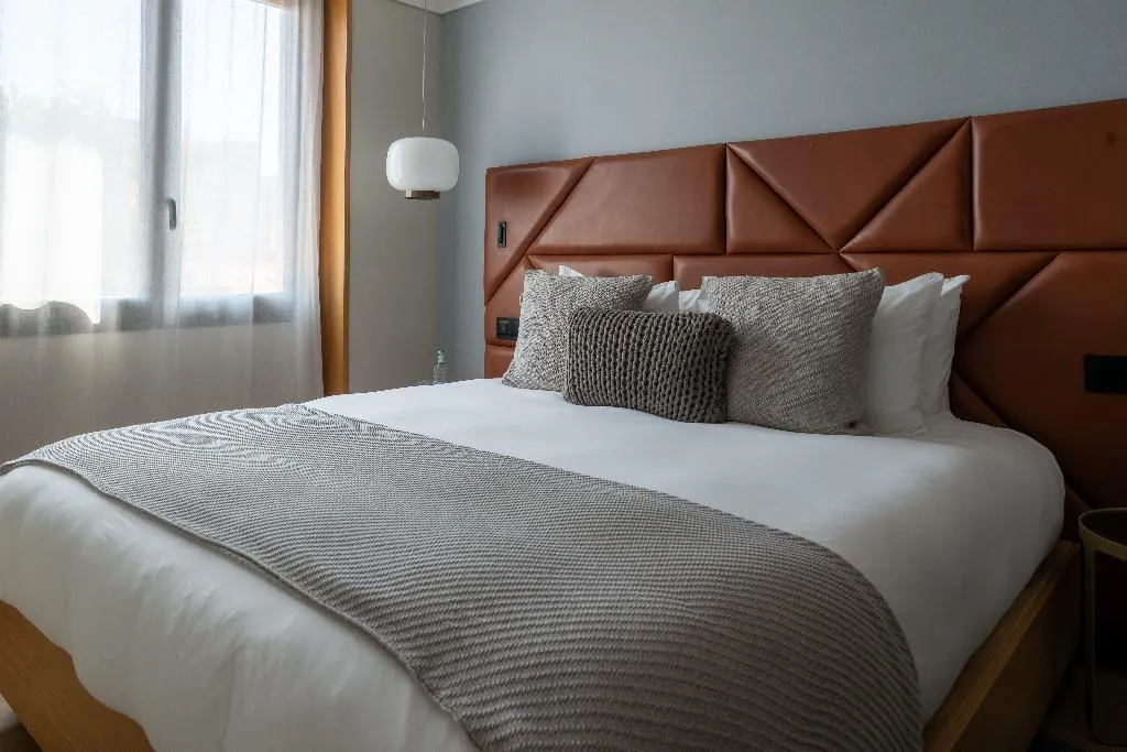 FAMILY ROOM WITH BALCONY Room, Kimpton Vividora Hotel, Barcelona