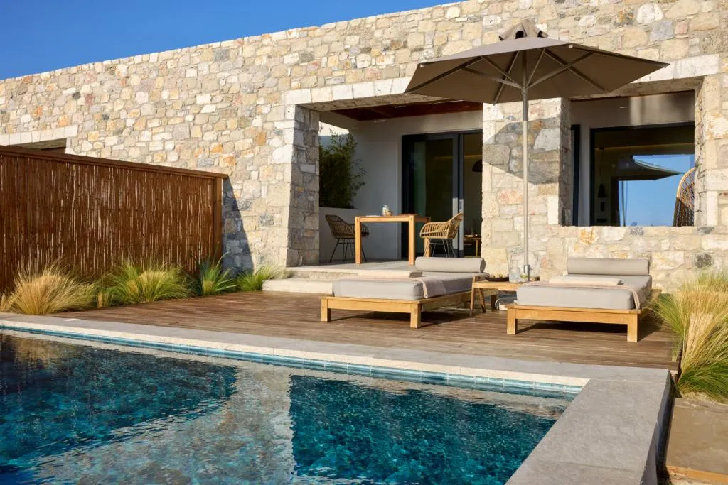 SUITE WITH PRIVATE POOL Room, KOIA all-suite Wellbeing Resort, Kos