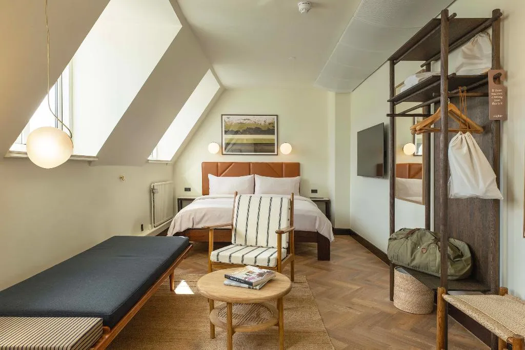 DOUBLE DELUXE KING BED Room, Hotel Mayfair, Copenhagen