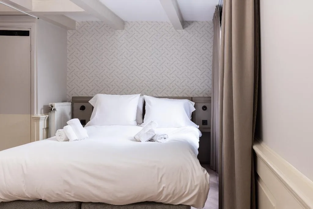 APARTMENT CITY VIEW Room, Amsterdam Canal Suites, Amsterdam