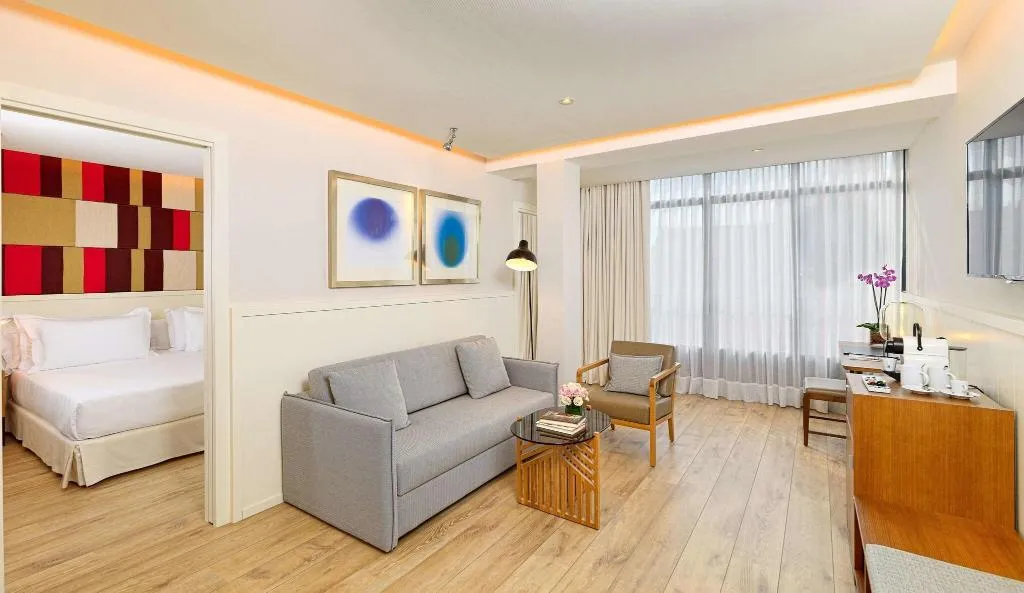 SUITE KING SIZE BED Room, H10 Cubik, Barcelona