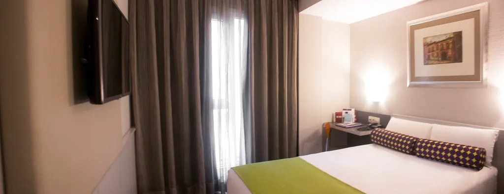 SINGLE STANDARD Room, Mercure Madrid Centro, Madrid