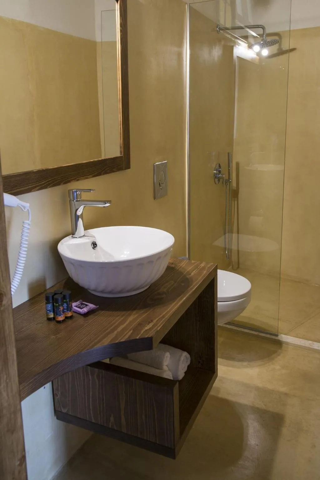 Room, Captain Vasilis Hotel, Crete