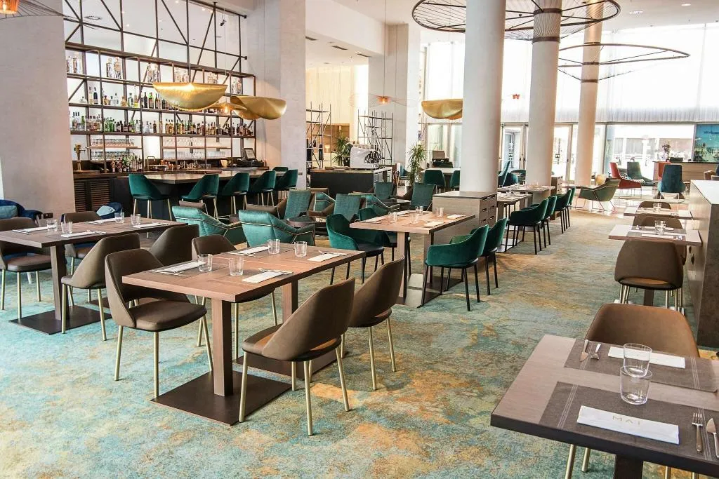 Bar, Hilton Diagonal Mar Barcelona, Barcelona