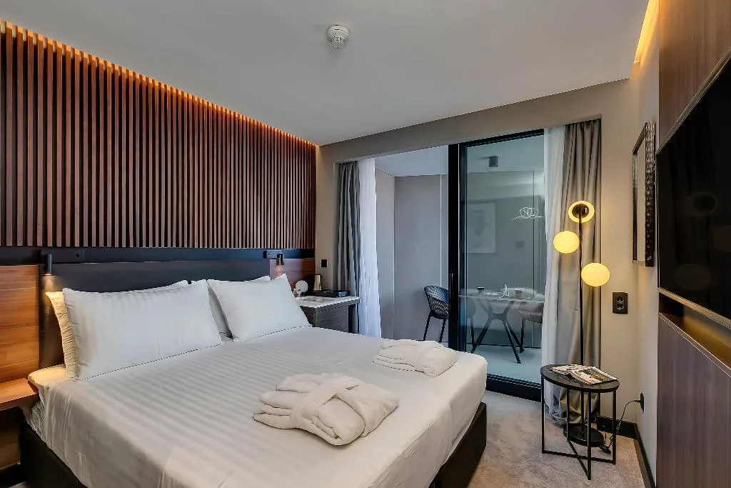 Double or Twin WITH BALCONY Room, Boutique hotel NOEMIA, Split