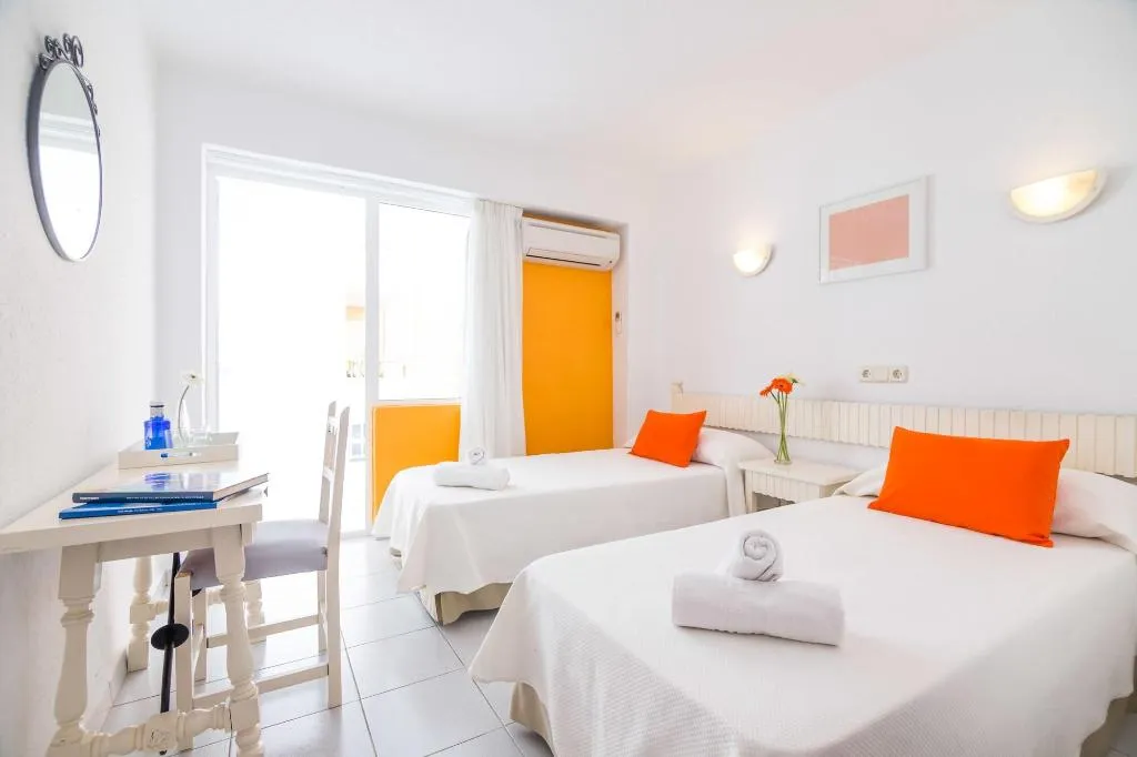 Room, Hotel Garau, Majorca