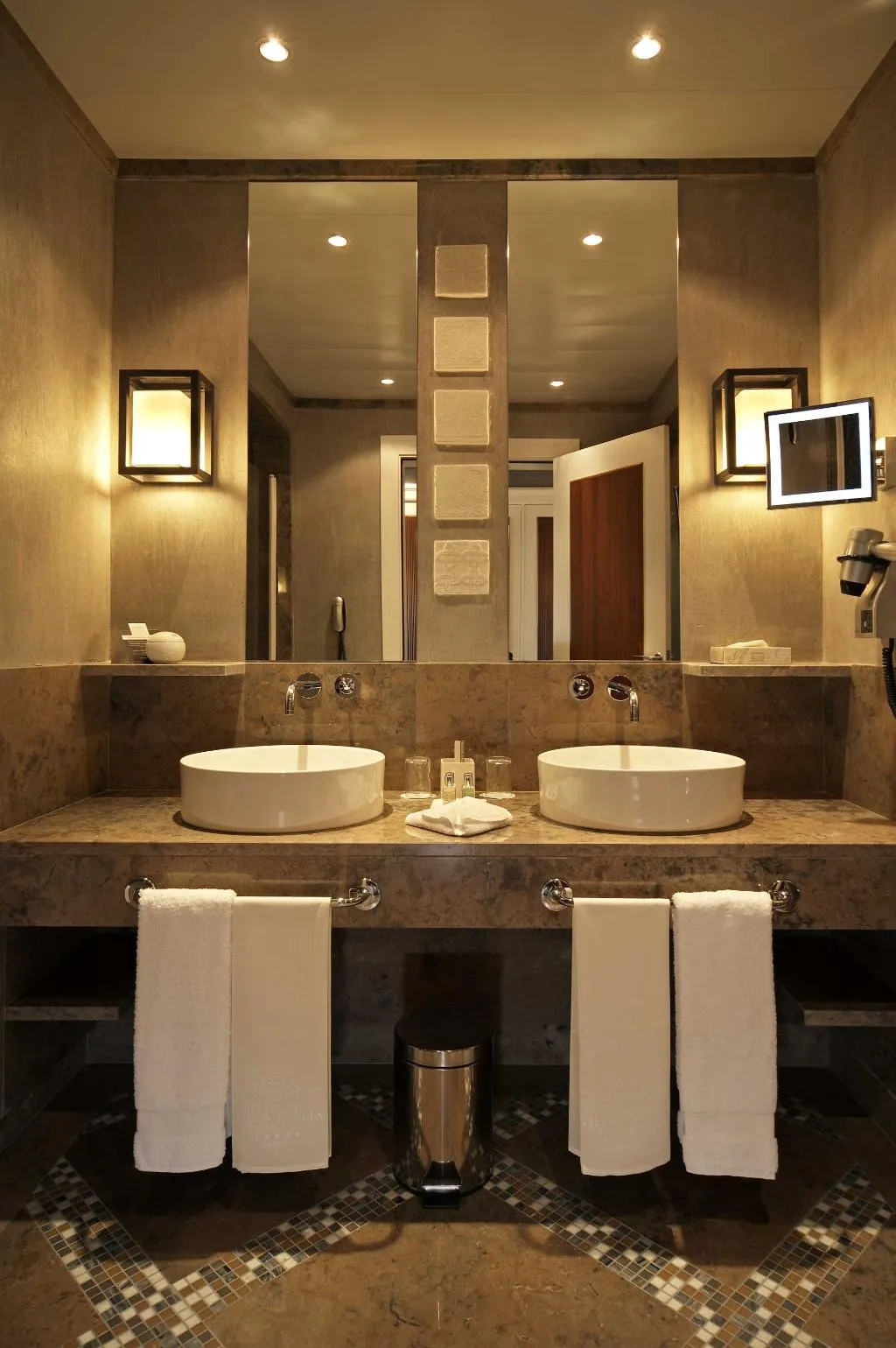 Double or Twin SUPERIOR Room, Grande Real Villa Italia Hotel & Spa, Lisbon