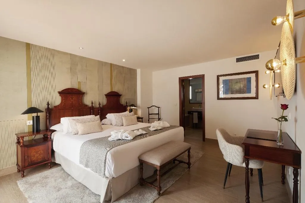 SUITE SEA VIEW CAPACITY 2 Room, Secrets Mallorca Villamil Resort & Spa Only Adults, Majorca