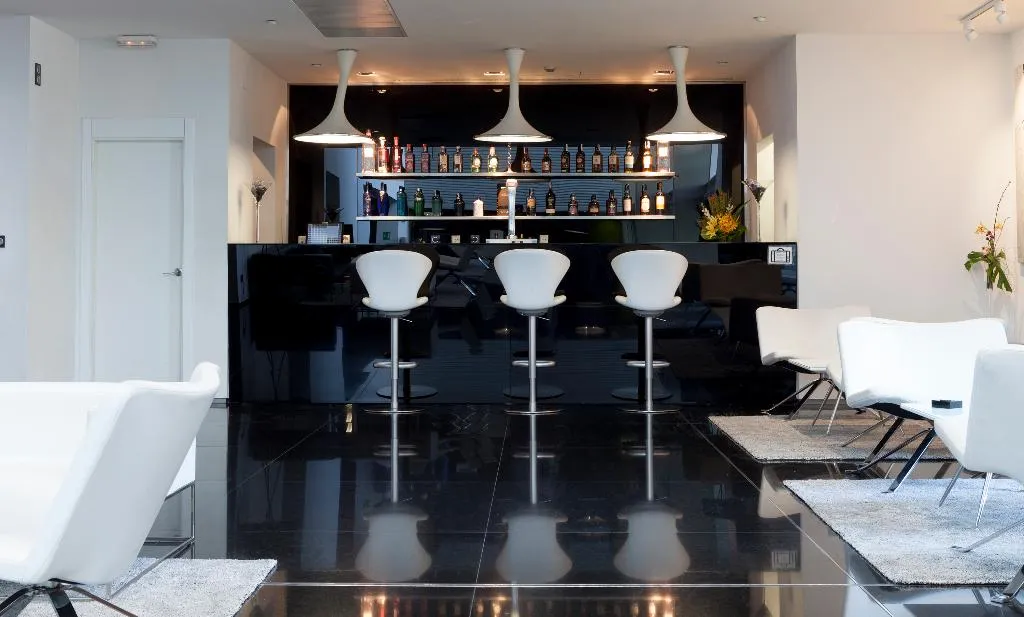 Bar, Axor Barajas, Madrid