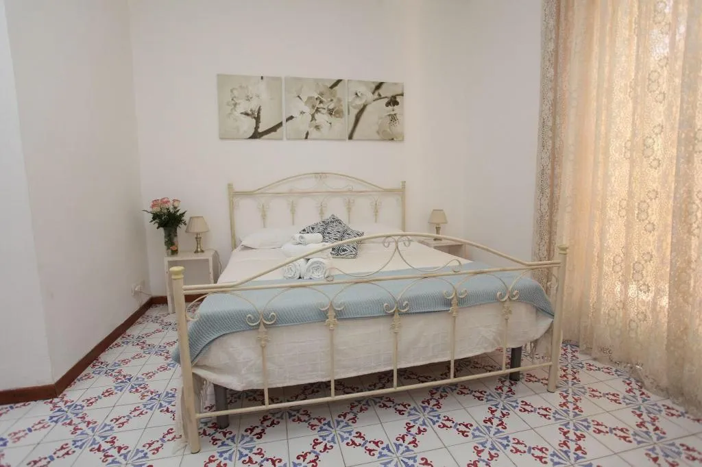 Room, B&B Villa Maiolica, Catania