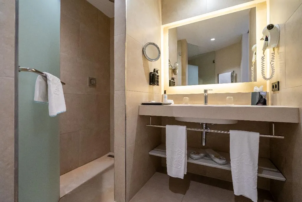 JUNIOR SUITE CAPACITY 1 Room, GPRO Valparaíso Palace and Spa, Majorca