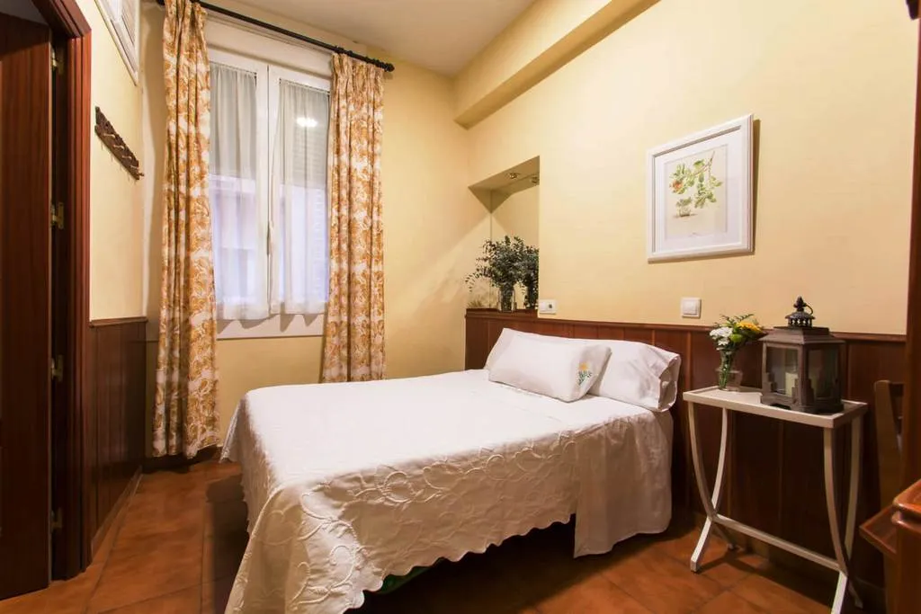 Room, La Vera, Madrid