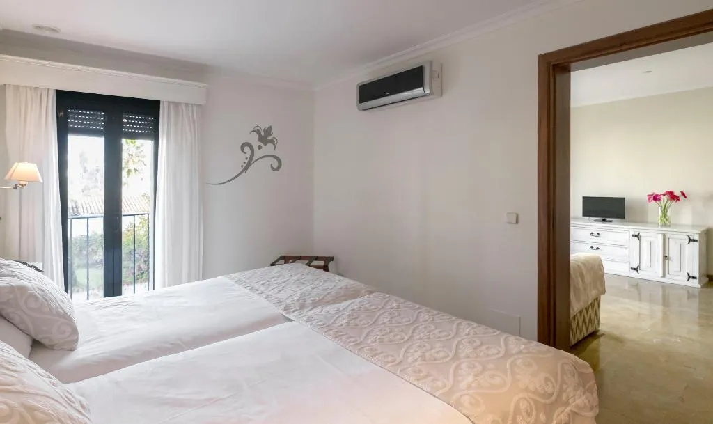 APARTMENT THREE BEDROOMS Room, Galeon Suites, Majorca
