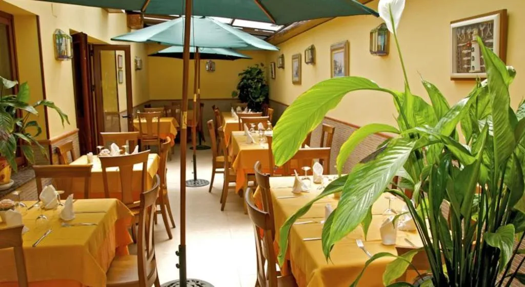 Restaurant, Ona Las Rampas, Costa Del Sol