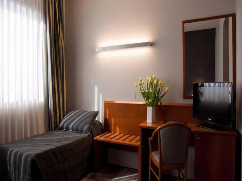 SINGLE STANDARD Room, Zone, Rome