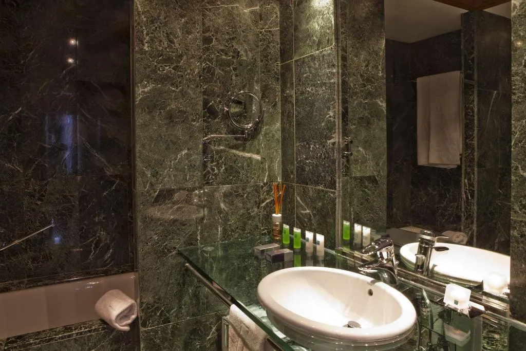 Room, AC Madrid Aitana, Madrid