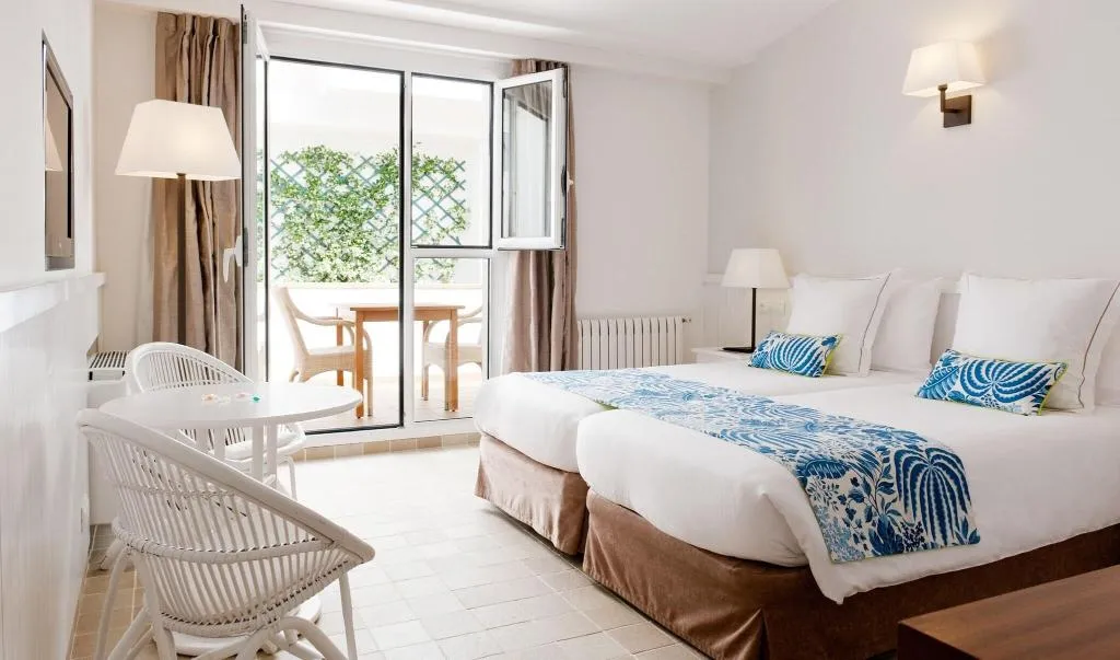 Room, Hotel Playa Sol, Costa Brava