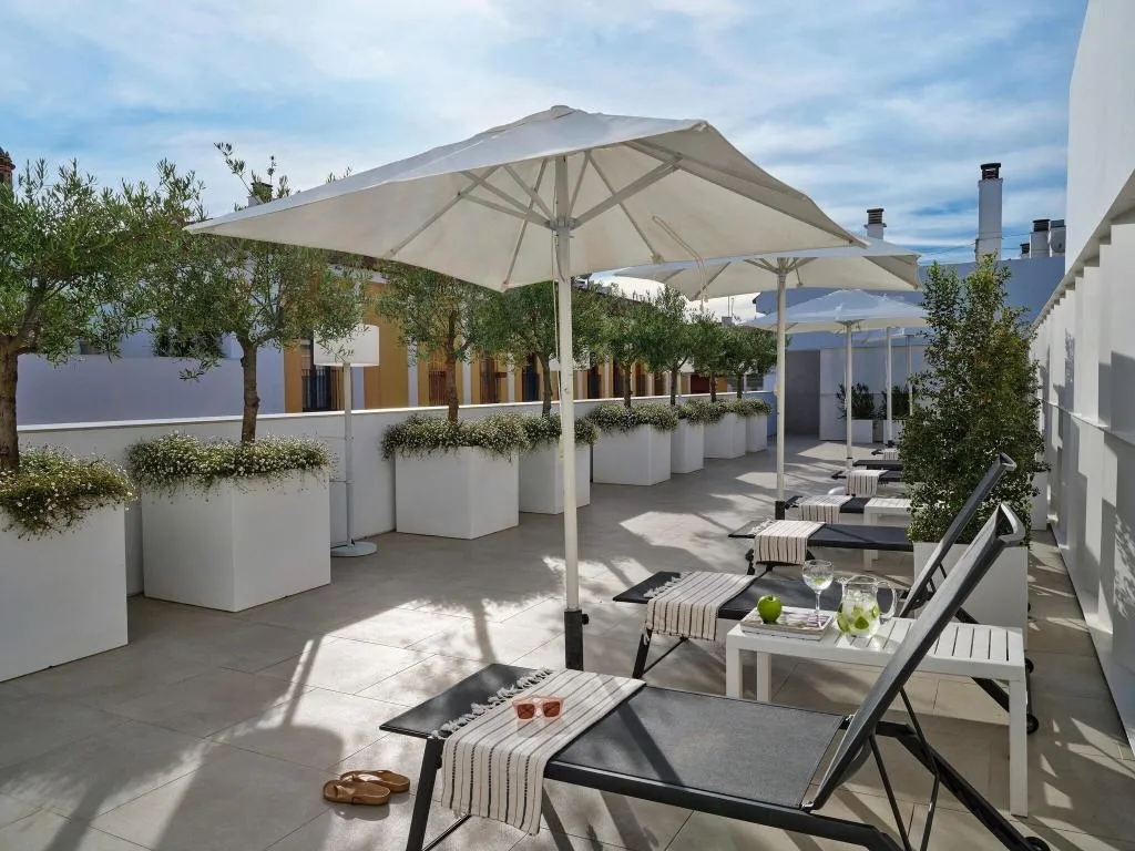 Terrace, Rey Alfonso X, Seville