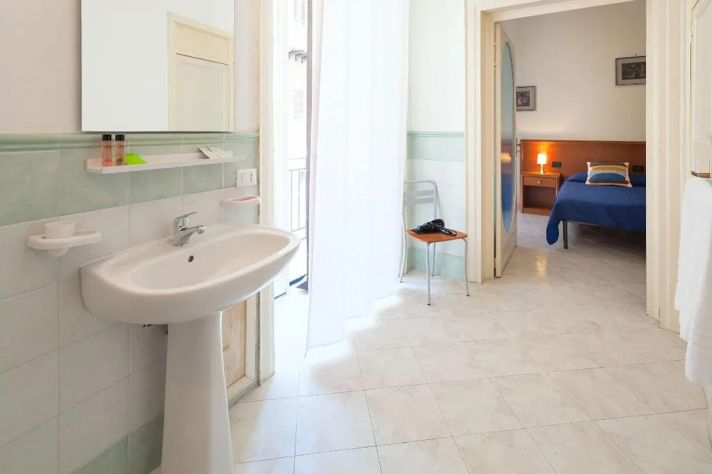 Room, Al Piazza Marina B&B, Palermo