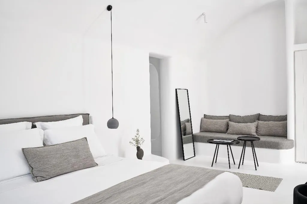 SUITE SUPERIOR WITH VIEWS Room, Pantheon Villas, Santorini
