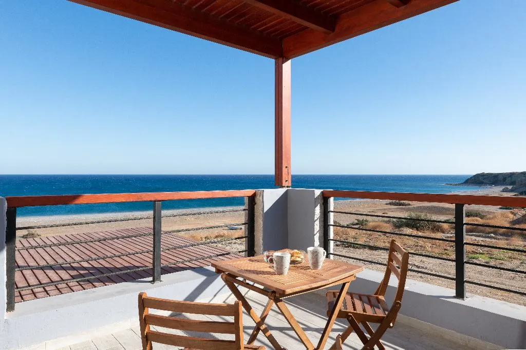VILLA SIX BEDROOMS THREE BATHROOMS Room, Southrock Villas, Rhodes