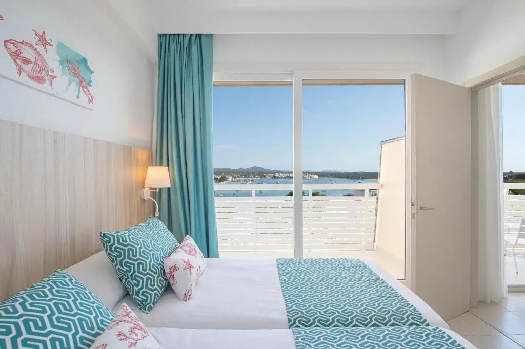 JUNIOR SUITE STANDARD Room, Smy Portocolom, Majorca