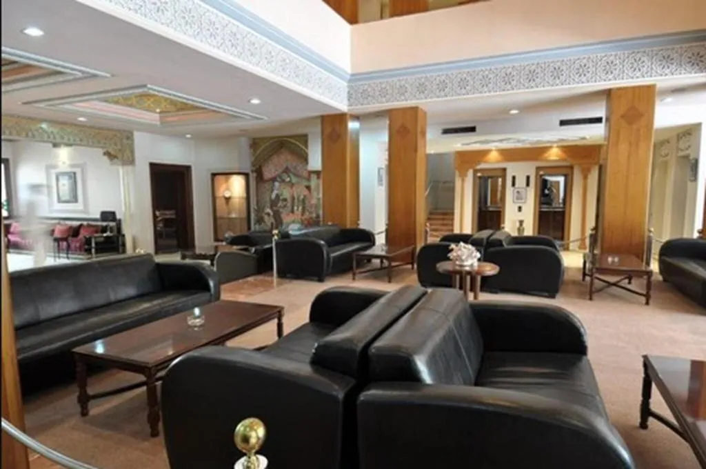 Lobby, Wassim, Fez